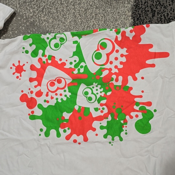 Uniqlo UT Splatoon 2 T-shirt from Japan. - Picture 2 of 6
